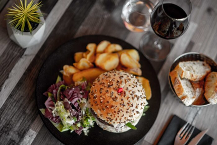 La Maison Restaurant