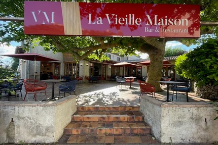 LA VIEILLE MAISON