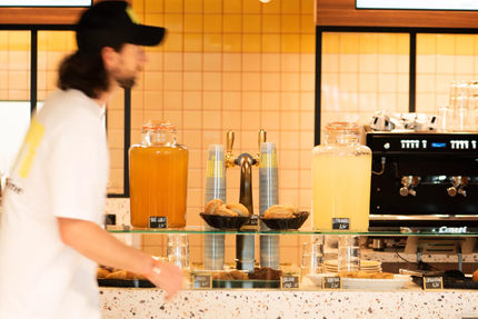 Déjours cantine café