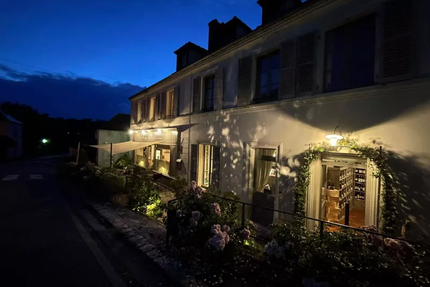 Restaurant - Hôtel - Caviste -Auberge du Chasseur