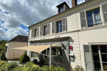 Restaurant - Hôtel - Caviste -Auberge du Chasseur