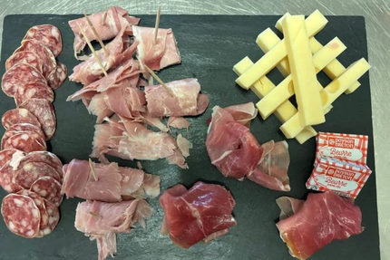 Mon Village Restaurant à 14340 Bonnebosq. France