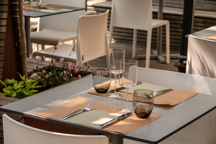 La terrasse des thermes par Claude Brioude