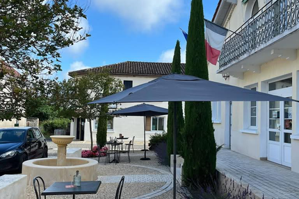 Valentines bar and restaurant