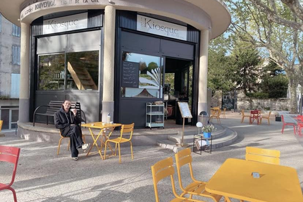 Le Kiosque by little allegra