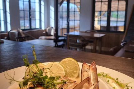 Aquí e Aura - Restaurant, Taverne contemporaine