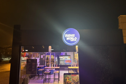 Sushis world street food