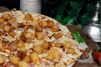 La Vallée Restaurant Crêperie Pizzeria sur Place et à Emporter