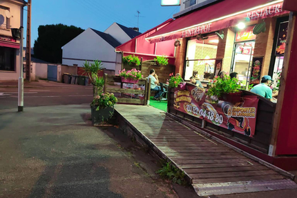 Le Palace Restaurant