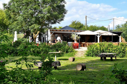 LA CABANE DE THORIGNÉ Guinguette des 4 saisons