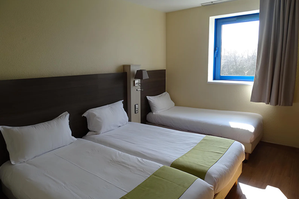 Girona Café Bar Restaurant Rungis