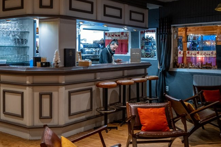 RESTAURANT LES PIVOTES