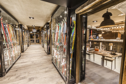 Ski Gallery & Fondue Factory