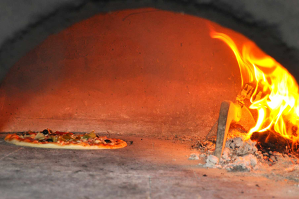 Grazie pizza italienne au feu de bois