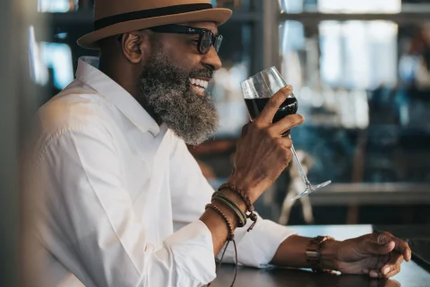 LA BUVETTE by Anh Yellow