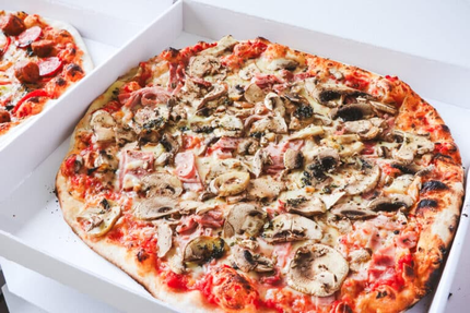 Distributeur Tic Tac Pizza à Douarnenez