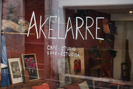 Akelarre Café