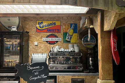 LA GUINGUETTE DE MANOU