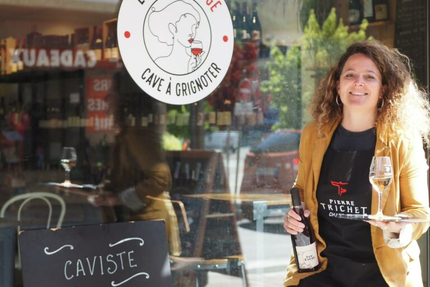 La Belle Rouge, Cave à grignoter