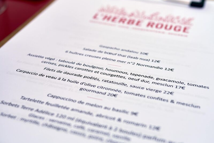 L'Herbe Rouge - Cave à vins vivants - Restaurant - Herboristerie - Epicerie