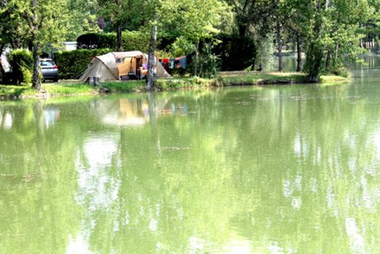 Bar Restaurant Du Plan D'eau Saint Charles