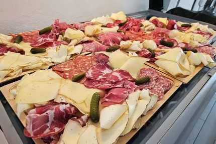 Les Marnières, Crêperie Bar Restaurant