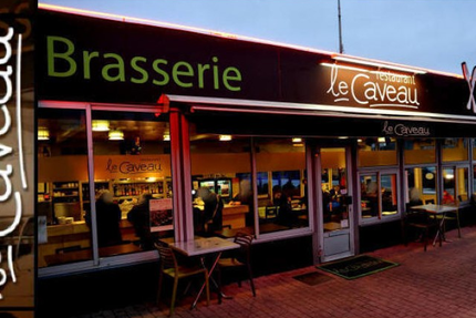 LE CAVEAU