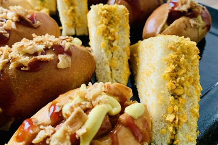 les Plats de Manya, Traiteur