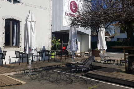 La Parenthèse - Bar/Restaurant/Pizzeria