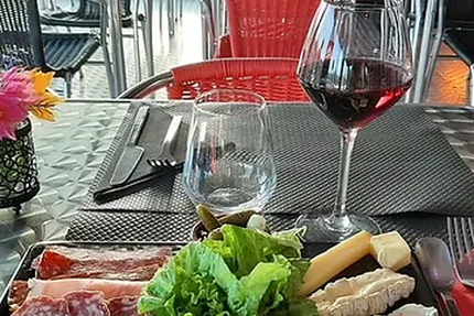 LA PAILLOTE RESTAURANT