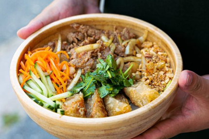 BOLKIRI Saint-Gratien Street Food Viêt