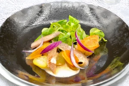 Le Garden Bar & Restaurant - Garden & City