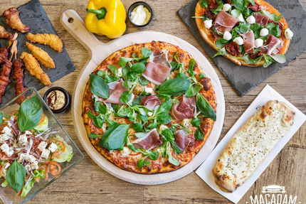 Macadam Pizza