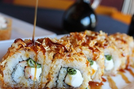 TORNADO restaurant sushi