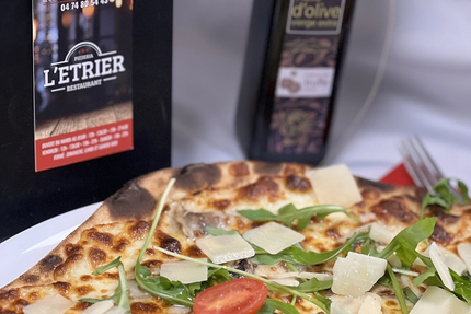 L’étrier Restaurant Pizzeria -Morestel