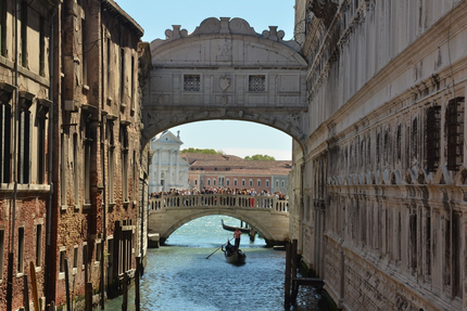 LE VENISE