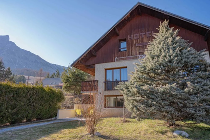 La table de l’Aiguille et buvette