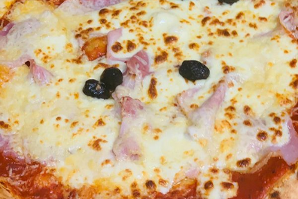 Restaurant Chez Tom ( Tom pizza )