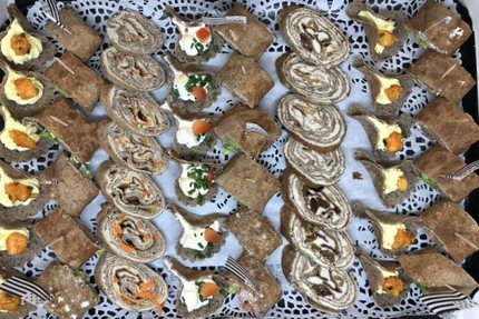 Chez Raymonde Crêperie, moules frites, traiteur