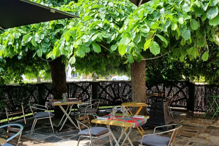 RESTAURANT LES LILAS