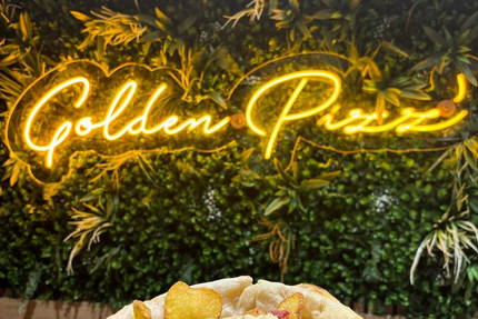 Golden pizz