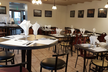 Le Petit Ecuyer (restaurant, bar, traiteur)