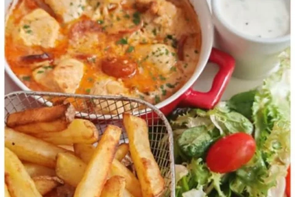 La table en chantée