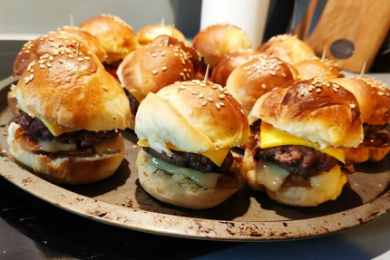 PUNISH BURGER