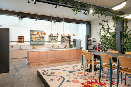 15 Porte de Droite by Justine Piluso