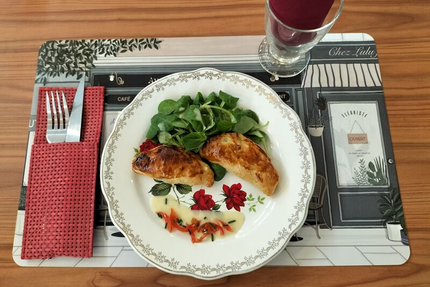 "Chez Clara" La Belle Époque café bar brasserie