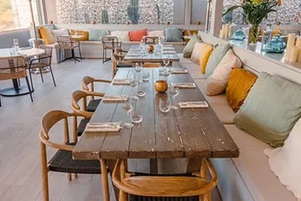 Le Bastion Restaurant Bar Club