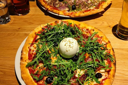 Elephant Restaurant Bar Pizzeria