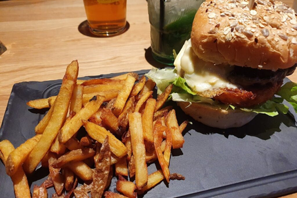 Elephant Restaurant Bar Pizzeria