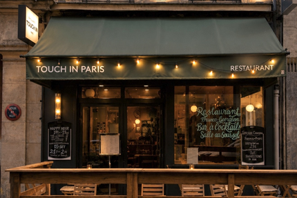Touch In Paris
